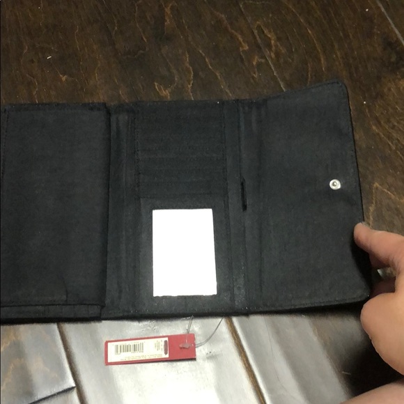 Wallet - Picture 2 of 5